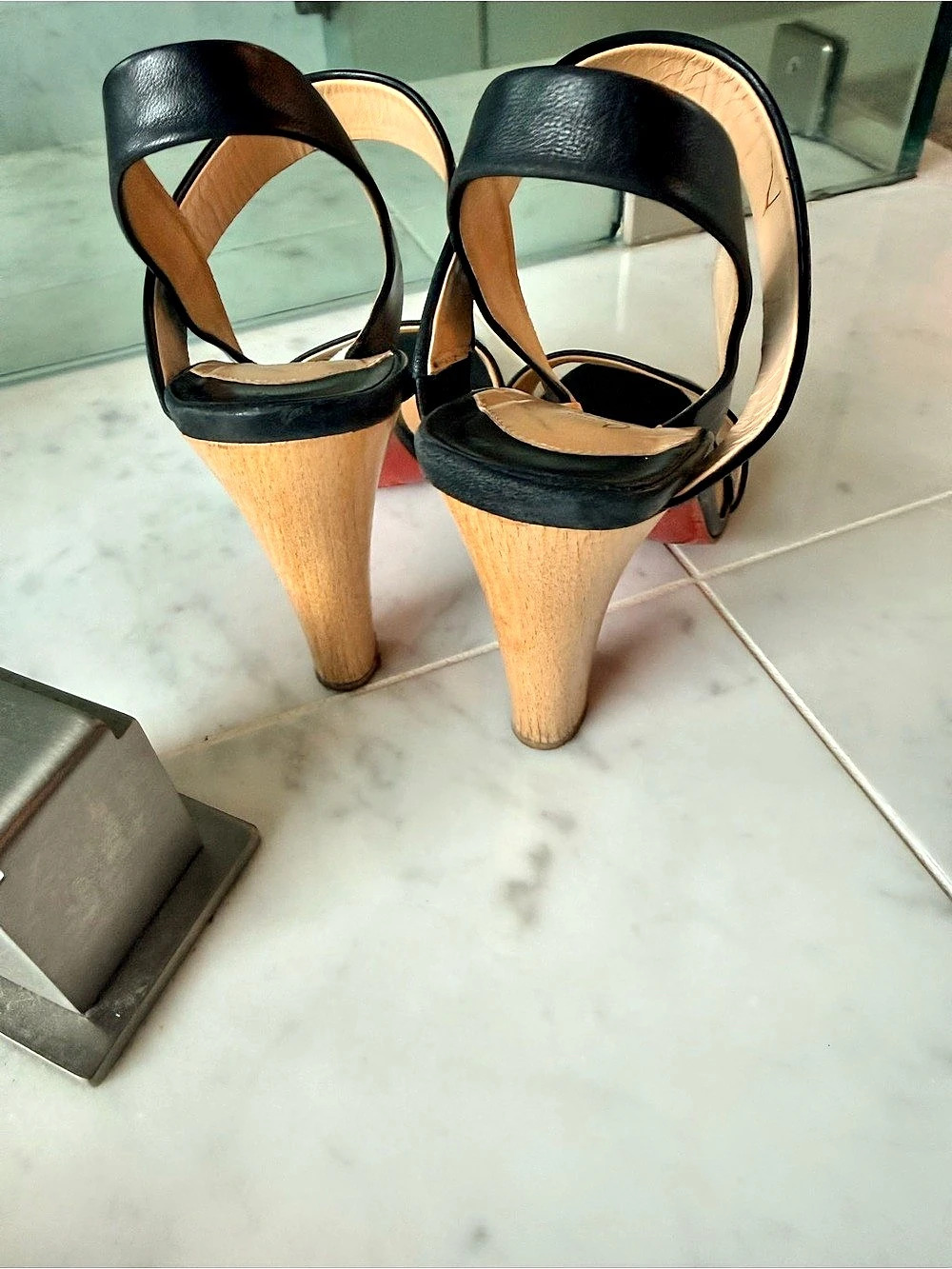 Christian Louboutin Etri Wood 100 Nappa Slingback Sandals Black US 7.5 - Picture 3 of 6